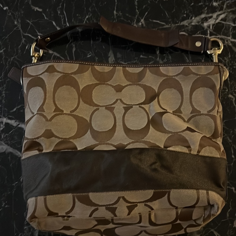 Coach Bag - Picture 3 of 6